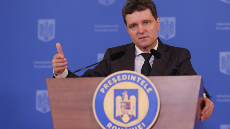 Nicușor Dan afirmă că stagiul militar obligatoriu nu va fi reinstaurat și că nu se preconizează un conflict cu Rusia 1 video nicusor dan exclude introducerea stagiului militar obligatoriu si scenariul unui razboi cu rusia 684012e173205