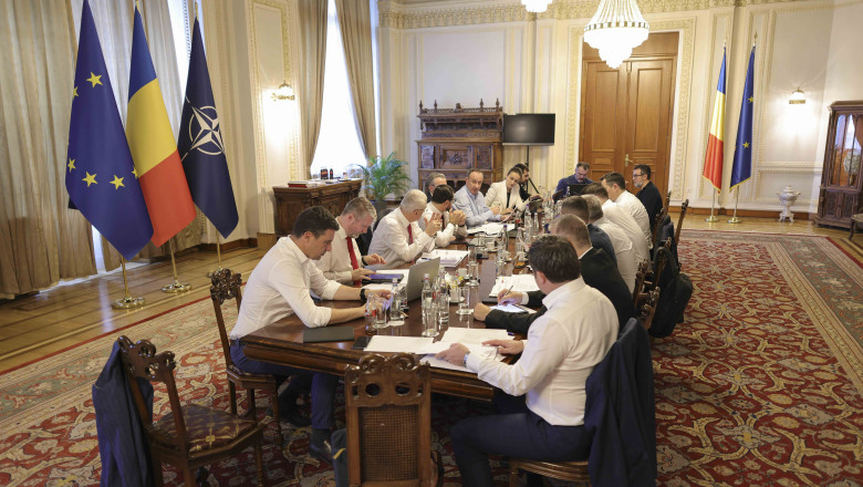 Întâlniri importante la Guvern privind majorarea impozitelor. Ce reduceri de buget sugerează formațiunile politice și cine le contestă 1 video noi negocieri la guvern asupra cresterii taxelor ce taieri de cheltuieli propun partidele si cine se opune 6849bd26bf6fd