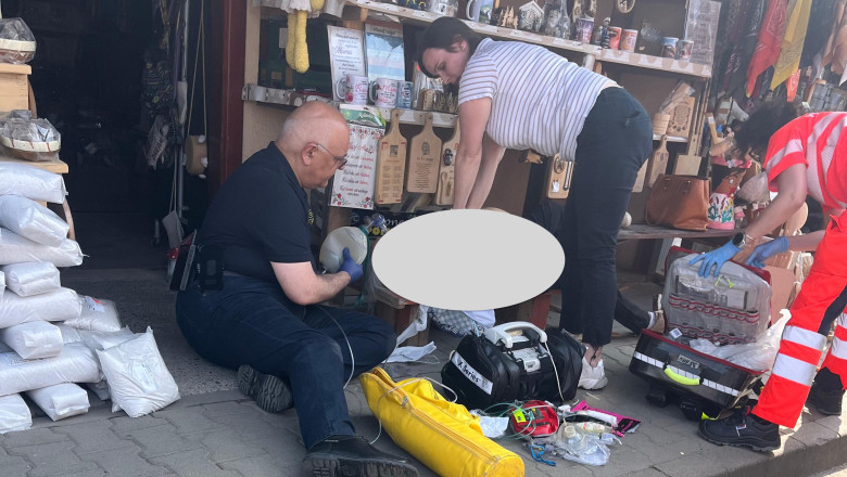 Raed Arafat, eroul de la Praid: o femeie în stop cardiac salvată după 10 minute de resuscitare 1 video raed arafat a salvat la praid o femeie careia i s a facut rau si a intrat in stop cardiac seful dsu a resuscitat o 10 minute 6843373678dd4