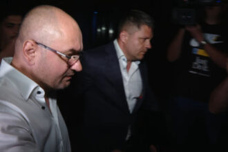 video seful jandarmeriei braila isi cumparase un avion desi era certat de sotie ca are datorii stenograme 684bfa30c23ce