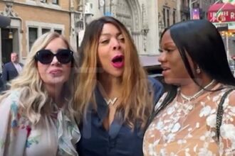 wendy williams meets up with friends for ladies night in new york city 684b86be4de69