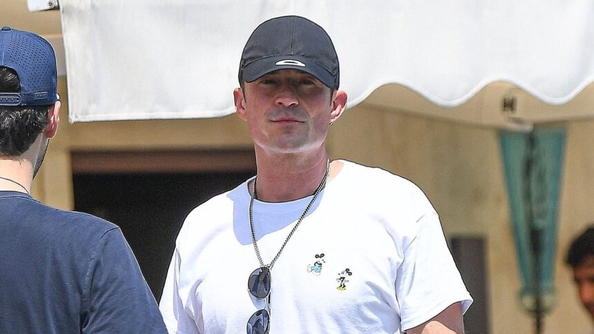 wistful orlando bloom cuts a somber figure as he explores venice ahead of bezos wedding after katy perry split 685d968f9346f