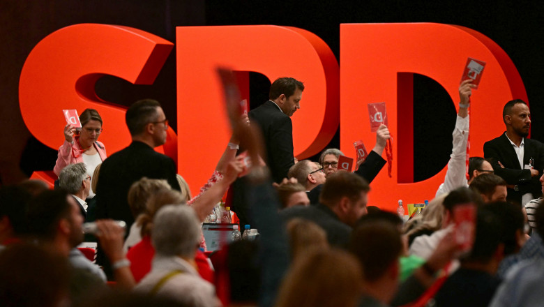 „Reflecțiile Războiului Rece: Provocarea poziției față de Rusia care agită guvernul Germaniei” 1 analiza reflexele razboiului rece pozitia fata de rusia ameninta guvernul germaniei manifestul care starneste ingrijorare la berlin 686a59d16bb1f