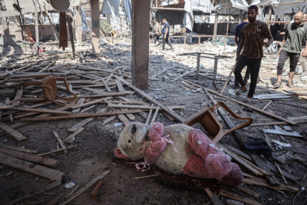 armata israeliana a folosit o bomba americana de 230 de kilograme in atacul asupra cafenelei din gaza o posibila crima de razboi 686627233e47a