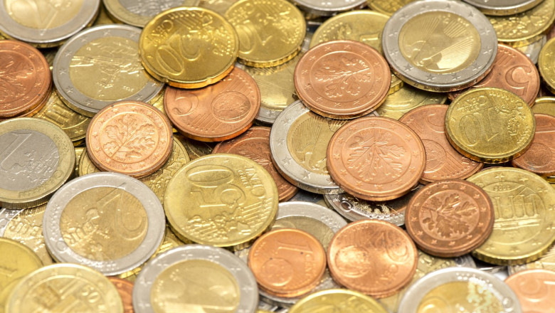 Bulgaria intră în zona euro: Banca Națională își prezintă noile monede euro. 1 banca nationala a bulgariei lanseaza emisiunea de monede euro dupa confirmarea aderarii tarii la zona euro 686f7d8b885fd