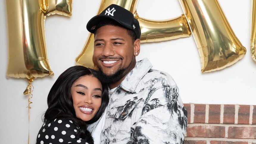 Blac Chyna pune capăt logodnei cu Derrick Milano după doi ani de relație. 1 blac chyna ends engagement to derrick milano after 2 years together 6868682e2127a