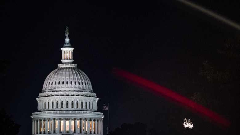 Impediment nocturn în Congresul american pentru votul asupra legislației impunătoare a lui Donald Trump. „Ce doriți să demonstrați?” 1 blocaj peste noapte in congresul sua la votul pentru marea si frumoasa lege a lui donald trump ce incercati sa dovediti 686642b80809d