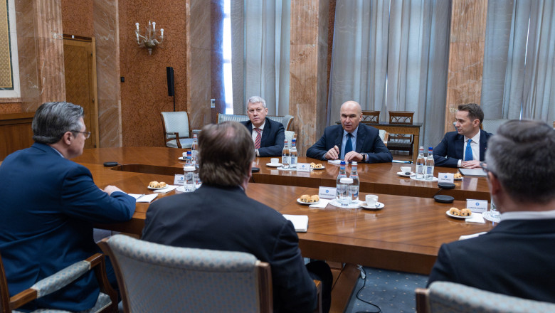 Bolojan poartă negocieri cu Atlantic Council, renumita entitate americană de analiză strategică, privind securitatea regională. 1 bolojan discutii cu atlantic council cea mai cunoscuta organizatie de analiza strategica din sua despre securitatea regionala 6863e194c2c31