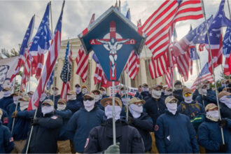 cluburile de lupta neonaziste din sua se raspandesc rapid in toata lumea cum isi recruteaza extremistii noi soldati de strada 68830f612faa8