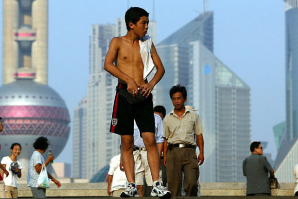 consum record de electricitate in china din cauza caniculei 15 miliarde kilowati 6878e5c2070b4