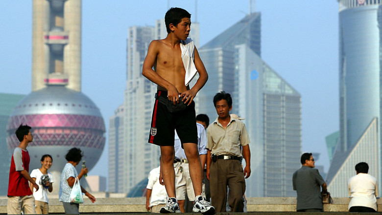 Consumul de electricitate în China atinge o valoare record de 1,5 miliarde de kilowați datorită valului de căldură. 1 consum record de electricitate in china din cauza caniculei 15 miliarde kilowati 6878e5c2070b4