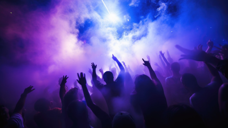 Ibiza, sub asediul crizei drogurilor: Ambulanțele, la un pas de prăbușire în fața valului de turiști și al substanțelor interzise. 1 criza drogurilor in ibiza a adus serviciul de ambulanta in pragul colapsului supercluburile inundate de turisti si droguri ieftine 687d484e92cca