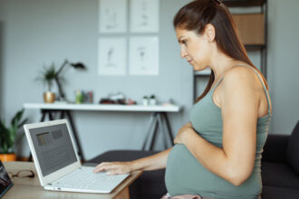 cum se calculeaza indemnizatia de concediu pentru cresterea copilului dupa plata cass se retine la sursa contributia de 10 687c86ab7457d