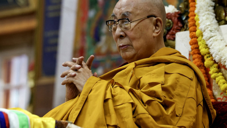 Dalai Lama sărbătorește astăzi 90 de ani. Care sunt așteptările liderului budiștilor tibetani privind durata vieții și cine va fi succesorul său? 1 dalai lama implineste astazi 90 de ani cat spera sa traiasca liderul budistilor tibetani asteptat sa vorbeasca despre succesorul sau 686a128e38125