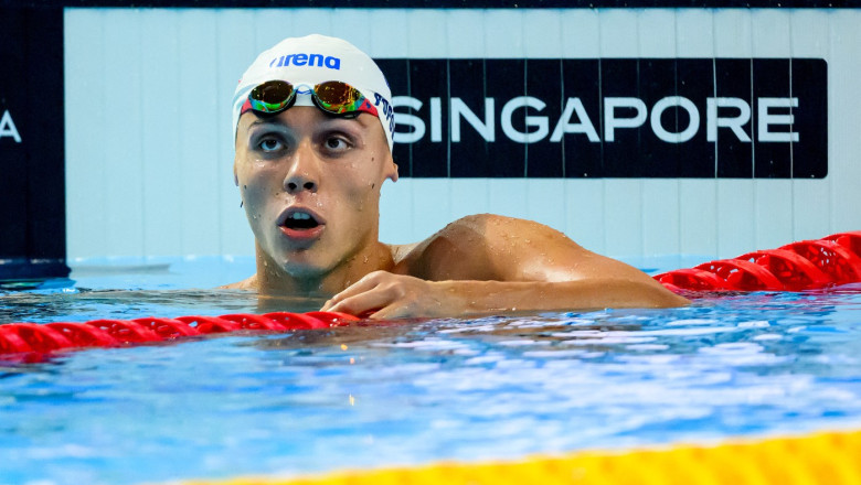 David Popovici ajunge în finala de 200 m liber la Campionatele Mondiale de Natație din Singapore. Ce zi va fi competiția? 1 david popovici s a calificat in finala de 200 m liber la campionatele mondiale de natatie de la singapore cand are loc proba 688853f87369c
