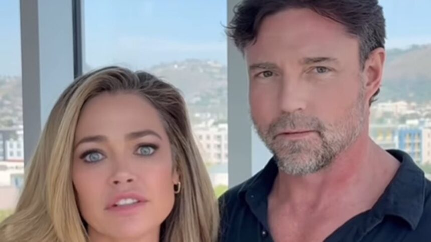 Denise Richards îl consideră pe Aaron Phyphers „paranoic” din cauza temerilor sale legate de microfoanele ascunse în plante. 1 denise richards calls aaron phyphers paranoid as he thought there were listening devices in a plant 68792217cfb95
