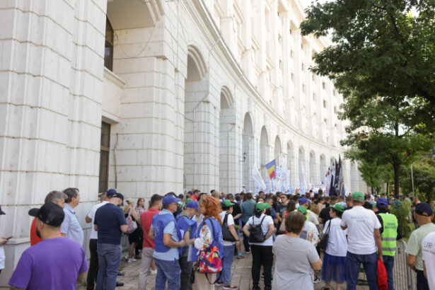 dialog intre ministrul nazare si sindicalistii anaf ne a spus ca a gasit nota de plata pe masa da dar nu noi am facut consumatia 686ff3b66e906