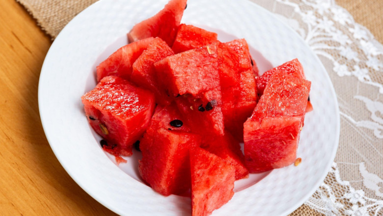 Dietetica monocromatică: Beneficii, riscuri sau doar o iluzie populară? 1 dietele mono tot mai promovate pe retelele sociale sunt ele eficiente inutile sau pur si simplu periculoase 68866a6f99b20