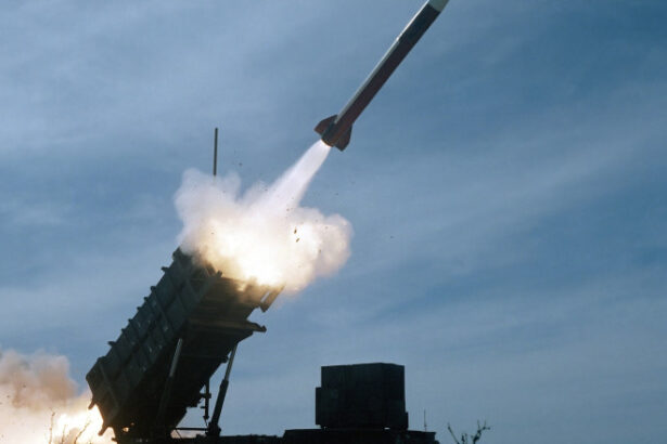 donald trump promite ucrainei rachete patriot si preseaza germania sa vanda kievului unul dintre sisteme 686d606147baa