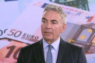 dragos anastasiu am avut 10 zile sa tragem frana de mana a unei masini care se indrepta in zid alternativa era sa suferim triplu 686ed6f26d058