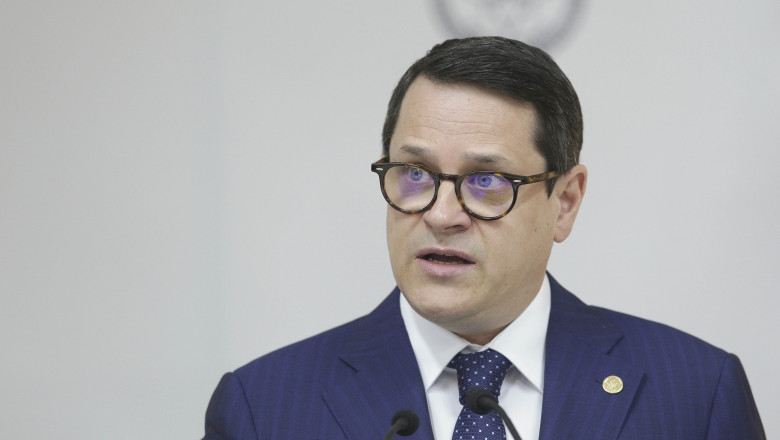 Eduard Hellvig dezvăluie: „O conspirație bine țesută atrage întotdeauna atenția.” 1 eduard hellvig despre presupusele jocuri de putere din culisele politicii nimic nu vinde mai bine decat o conspiratie buna 6874f91c6ad1d