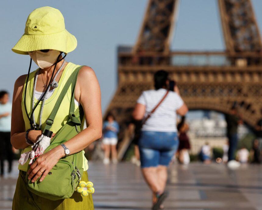 Valul de căldură din Europa se îndreaptă spre est, în timp ce Franța se confruntă cu o dispută aprinsă legată de aerul condiționat. 1 europes heatwave moves east as row erupts in france over air conditioning 68654306a7e4c