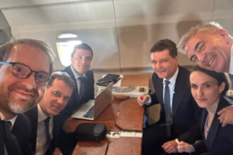 exclusiv ce a raspuns cristian diaconescu intrebat de ce delegatia lui nicusor dan in germania a fost formata doar din membri usr si anastasiu 687dbccb4a7c7