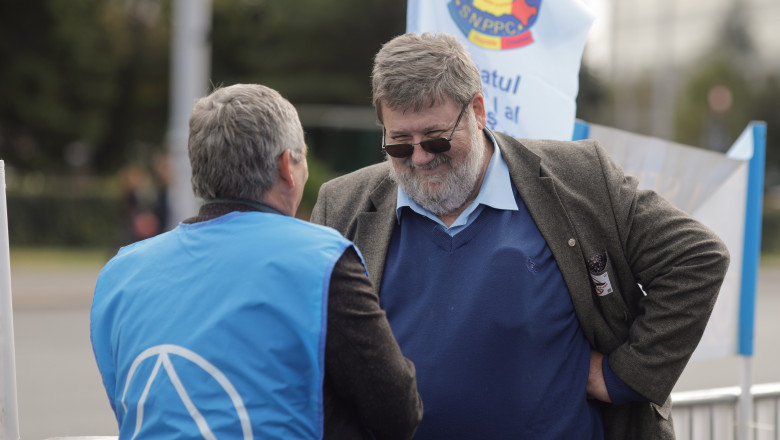 Cartel Alfa propune transferul unor responsabilități din CAS și CASS către angajatori. Hossu: „Firmele nu contribuie la diminuarea deficitului.” 1 exclusiv de ce vrea cartel alfa mutarea unei parti din cas si cass la angajator hossu companiile nu contribuie la reducerea deficitului 686cd88af1a73