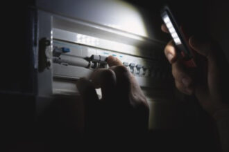 exclusiv ministrul energiei exista posibilitatea sa avem pene de curent dar nu unele masive si nu blackout 686d32c1f2db1