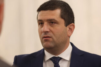 exclusiv radu miruta despre sporurile uriase la stat manageri cu salarii de 50 000 de lei lunar si contracte care nu reflecta realitatea 686b4b77d4bb7