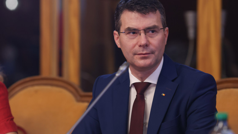 Horațiu Moldovan, liderul CNAS, avertizează: „Este esențial să stopăm expansiunea nesustenabilă a cheltuielilor în Sănătate.” 1 exclusiv seful cnas horatiu moldovan despre risipa din sanatate trebuie sa punem frana cresterii accelerate nesustenabile a cheltuielilor 687167db176da