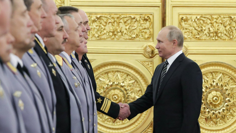 Analiză militară germană: Chiar și dispariția lui Putin nu va pune capăt conflictului din Ucraina. „Se va transforma într-o frontieră sângeroasă fără sfârșit.” 1 expert militar german moartea lui putin nu ar opri razboiul din ucraina va fi o granita etern sangeroasa 687ce3e76b78e