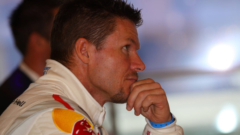 Ultimul omagiu adus lui Felix Baumgartner de către cei dragi și admiratori, în urma tragicului său accident cu parapanta 1 familia prietenii si fanii lui felix baumgartner isi iau adio de la celebrul sportiv mort intr un accident cu parapanta 6887e37bcfe07