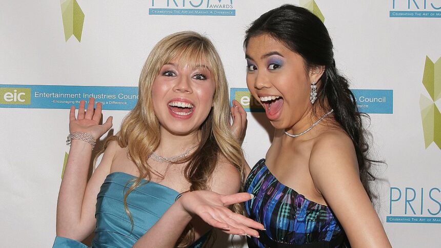 Fosta vedetă Disney Channel, care a jucat alături de Sabrina Carpenter, dezvăluie abuzul financiar suferit din partea mamei sale. 1 former disney channel star that acted with sabrina carpenter claims mom was financially abusive 686c2c3b9271d