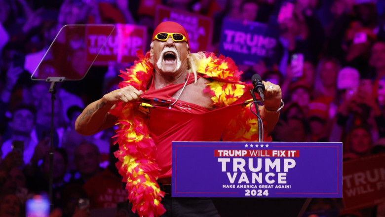 Donald Trump își exprimă regretul după dispariția lui Hulk Hogan: „Am pierdut un prieten deosebit. A fost un susținător fervent al MAGA până la final.” 1 foto donald trump reactioneaza dupa moartea lui hulk hogan am pierdut un mare prieten a fost maga pana la capat 688289c22d6ab