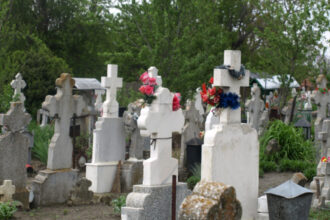 frauda de peste 13 milioane de lei cu monumente funerare la iasi 6863ba0d081ef