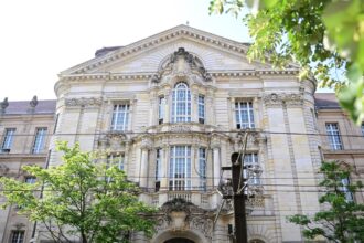 german doctor on trial for allegedly murdering 15 patients in his care 6875470211334