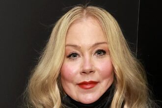 heartbreaking reason christina applegate is writing new memoir amid ongoing ms battle 687970844d530