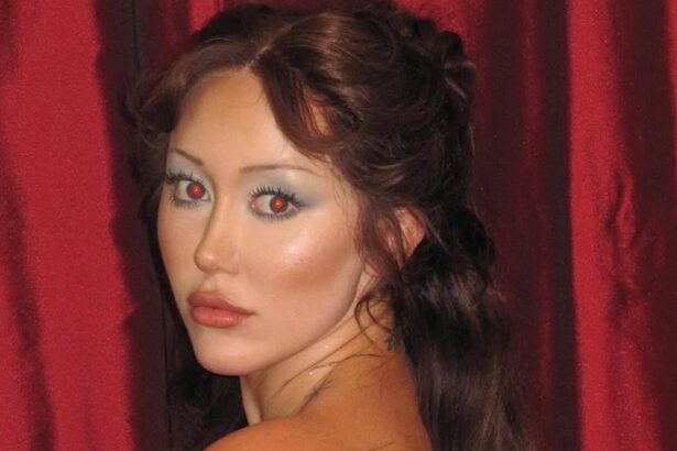 her sister and dad are both pop stars and her ex married her mom can you guess the nepo baby 6878f3c21b4c6