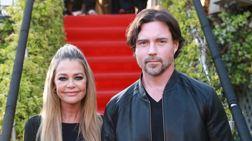 horrifying moment denise richards ex aaron phypers threatens to crush her hand resurfaces amid abuse claims 687931acb69cf