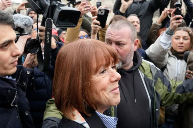 how do criminal courts work without juries around the world 686decb8774f9