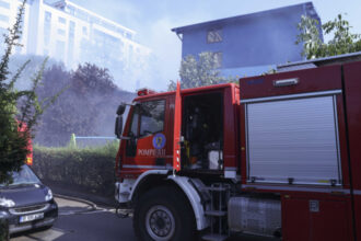 incendiu la o locuinta din sectorul 5 al capitalei doua persoane au ajuns la spital cu arsuri 6864df0e06606