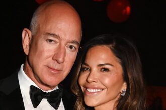 jeff bezos and lauren sanchez enjoy dinner at aviv restaurant in miami after lavish european wedding 68771ebdf05c8