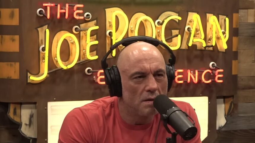 Actorul de la Hollywood îl critică pe Joe Rogan pentru comentariile sale despre raidurile „insane” ale ICE, ordonate de Donald Trump. 1 joe rogan is slammed by hollywood actor for calling out donald trumps insane ice raids 686bf8058a5f6