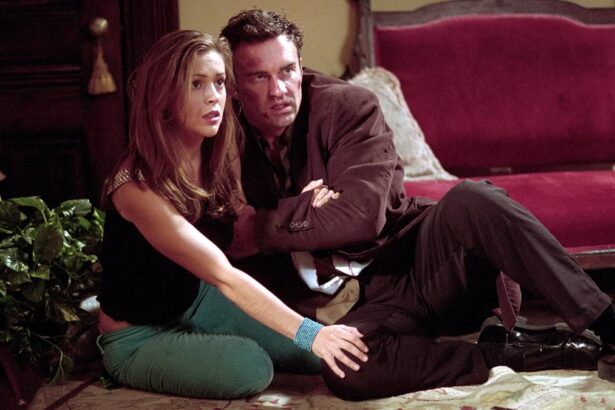 julian mcmahons former charmed co star alyssa milano pays tribute to her dear friend after his death at 56 68697658eb5e2