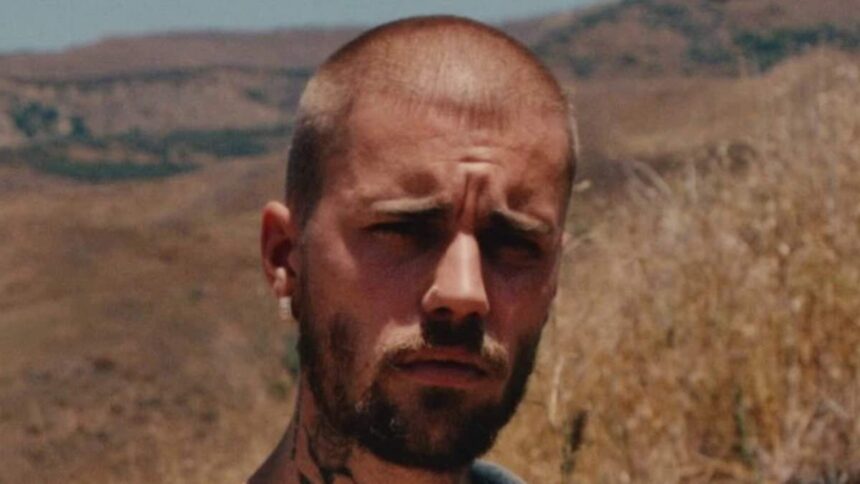 Justin Bieber, criticat dur pentru gestul controversat alături de Sexyy Red în promovarea noului său album: „Este jenant!” 1 justin bieber slammed for shocking intimate act with sexyy red to plug new album swag this is embarrassing 687136d2c324a