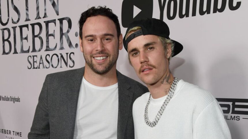 Scooter Braun, fostul manager al lui Justin Bieber, își împărtășește gândurile despre noul album "Swag" după ce a încheiat un conflict financiar de lungă durată. 1 justin biebers ex manager scooter braun breaks silence on new swag album after settling years long money feud 6872dc5f1c9ae