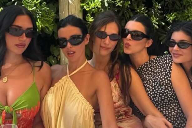kendall jenner is accused of icing out friend on girls trip after fans notice bizarre social media snubs 686d9ca6b6669