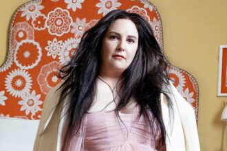 lena dunham slams body shamers as she reveals she used to be a size two until illness aging menopause took over 686d8d3ac86ff