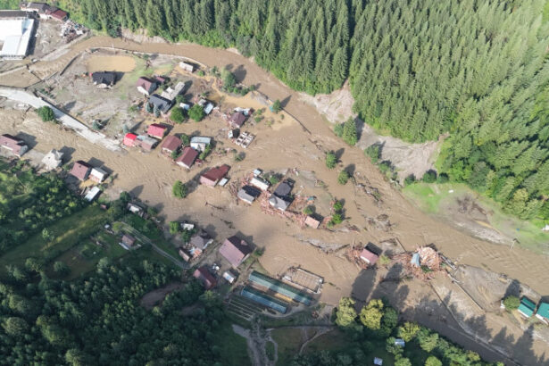 locuitorii din judetele suceava si neamt afectati de inundatii au primit ajutoare umanitare de urgenta de la guvern 688b865b21f42